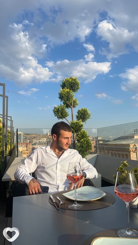Манвел, 24, Екатеринбурге — анкета №665743