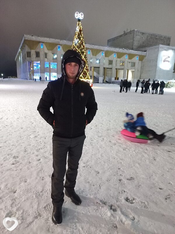 Эдик, 30, Череповце — анкета №667093