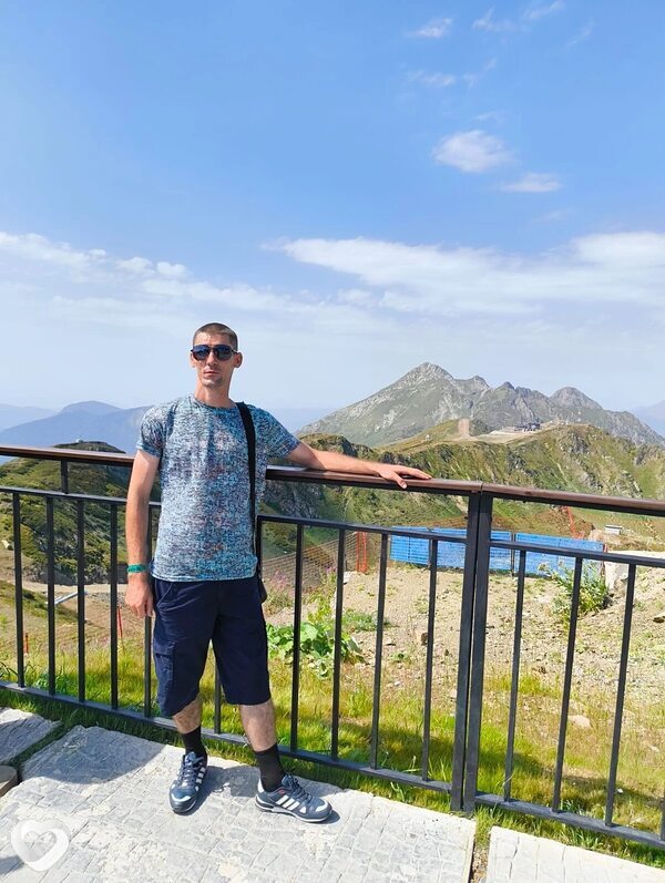 Иван, 31, Миллерове — анкета №667954
