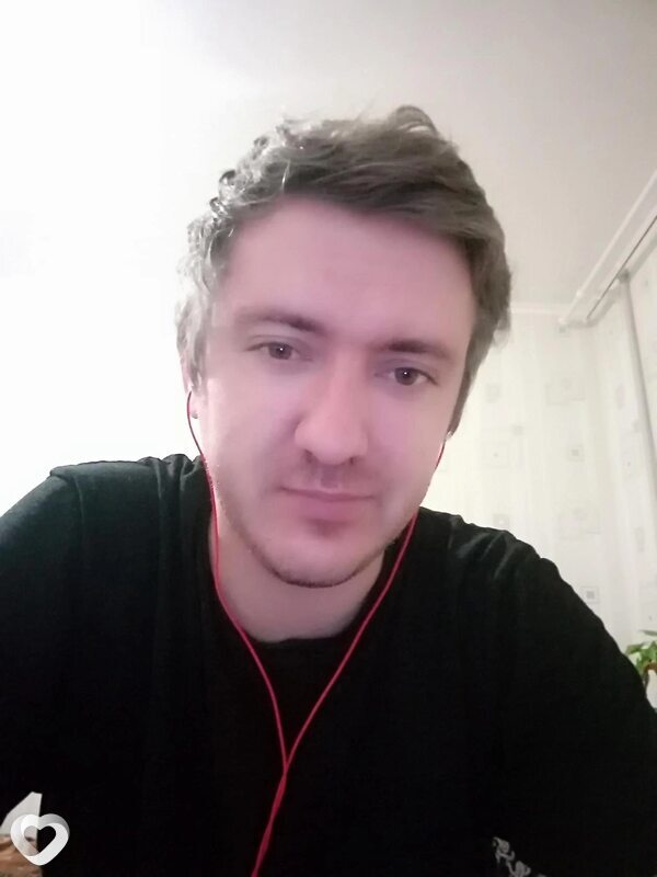 Олег, 38, Торезе — анкета №668685