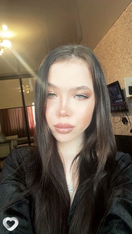 Полина, 23, Новосибирске — анкета №671490
