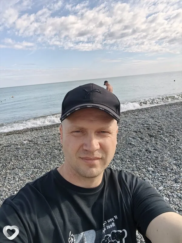 Александр, 39, Бийске — анкета №671989