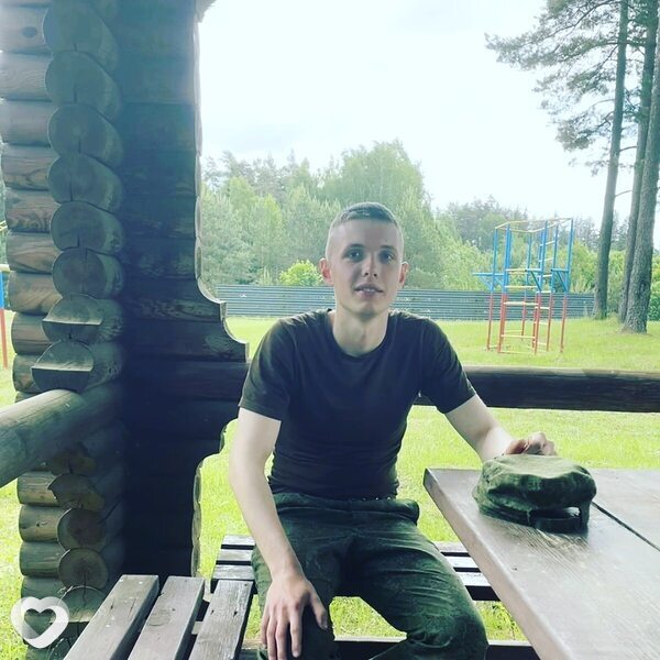 Саша, 24, Гомеле — анкета №672303