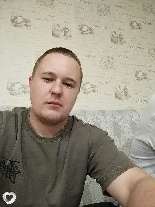 Андрей, 25, Кириши — анкета №673291