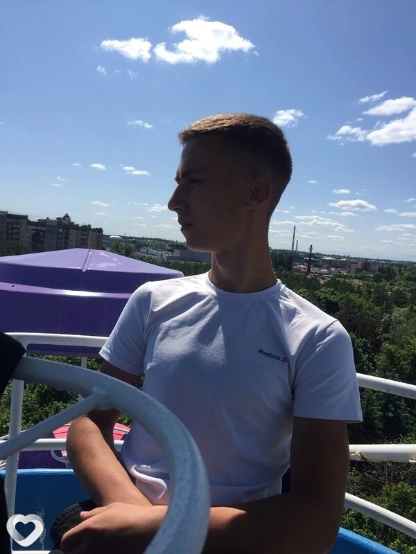 Илья, 22, Липецке — анкета №674596