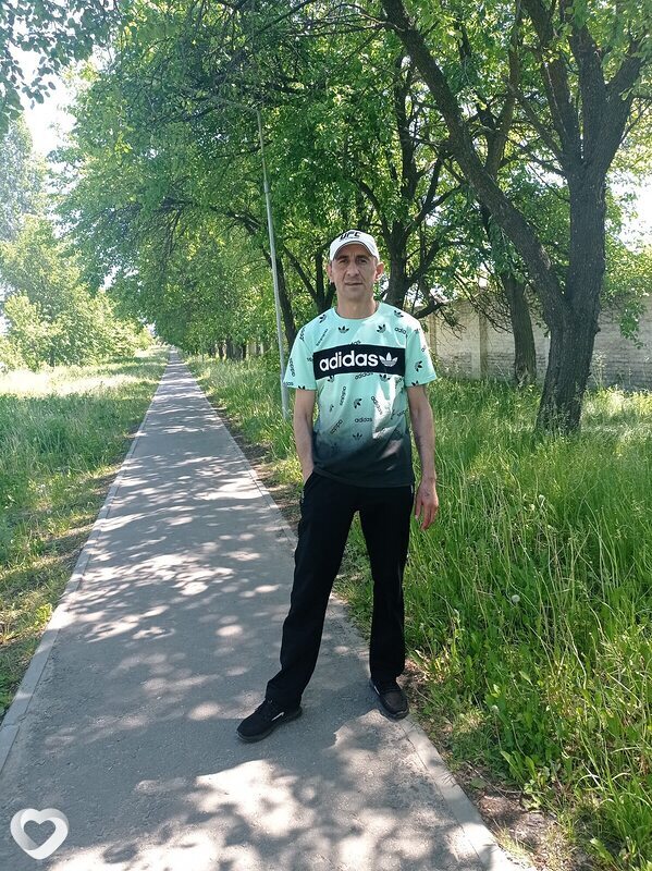 Александр, 42, Кузнецке — анкета №675139