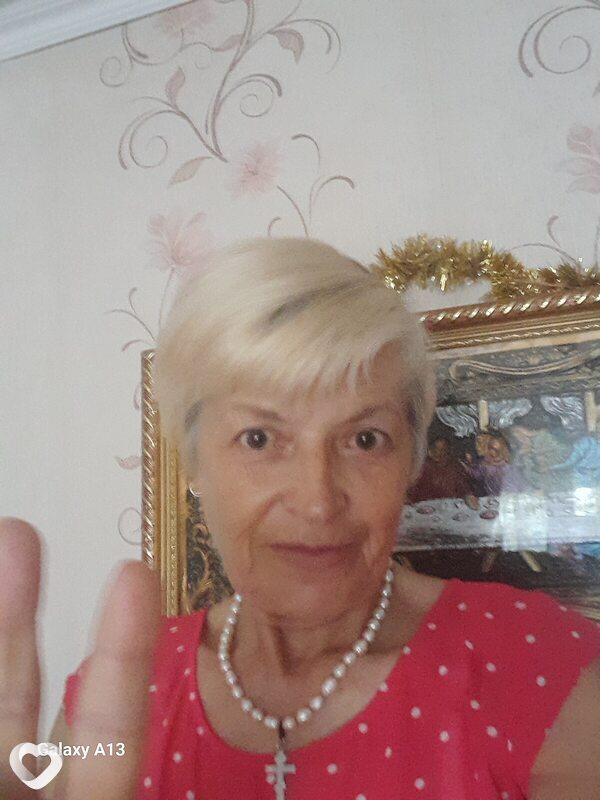 Valentina, Сороки