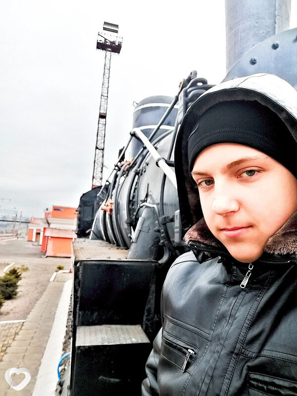Денис, 21, Москве — анкета №675503