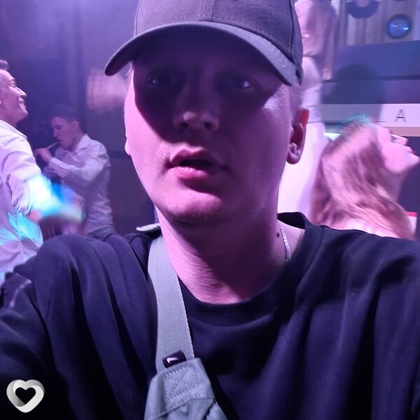 Кирилл, 35, Тюмени — анкета №675513