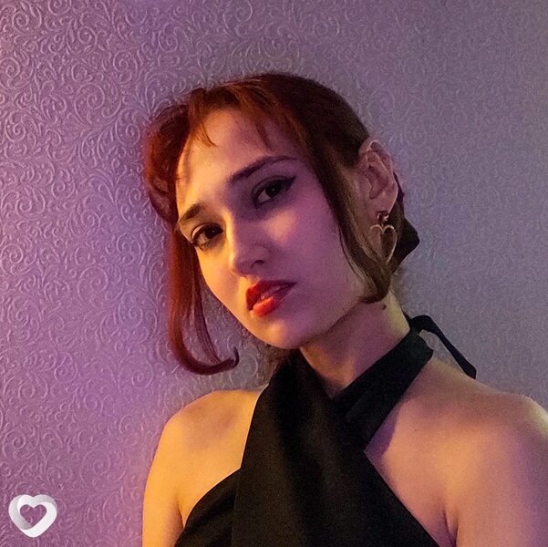 Екатерина, 21, Ангарске — анкета №675837