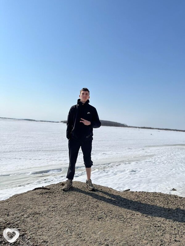 Дима, 25, Москве — анкета №675842