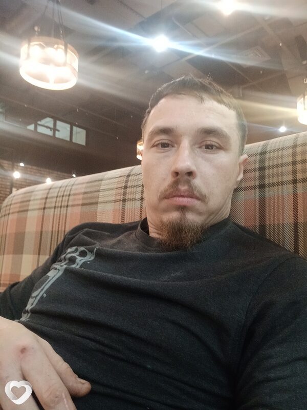 Михаил, 37, Барнауле — анкета №676373