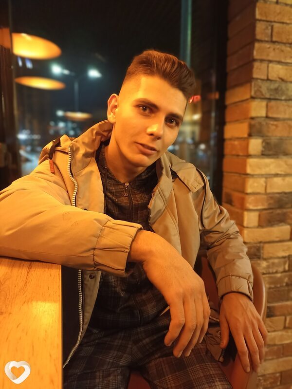 Василий, 24, Москве — анкета №676303