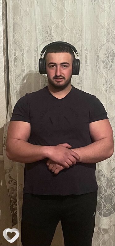 Артём, 24, Улан-Удэ — анкета №676649