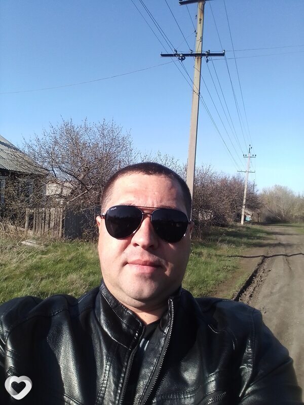 Игорь, 38, Стаханове — анкета №676771