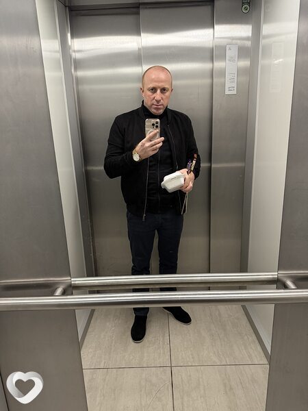 Олег, 37, Варшава — анкета №677102