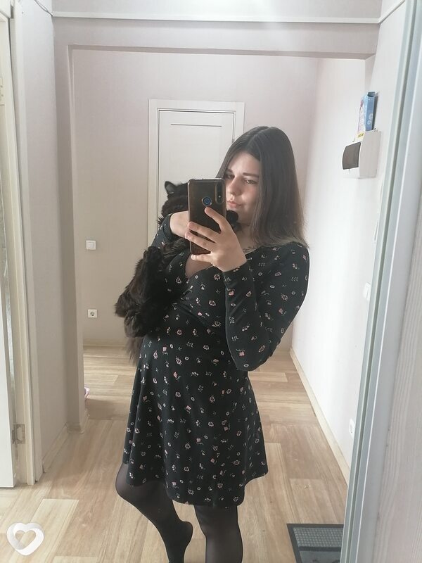 Юлия, 23, Нижневартовске — анкета №677186