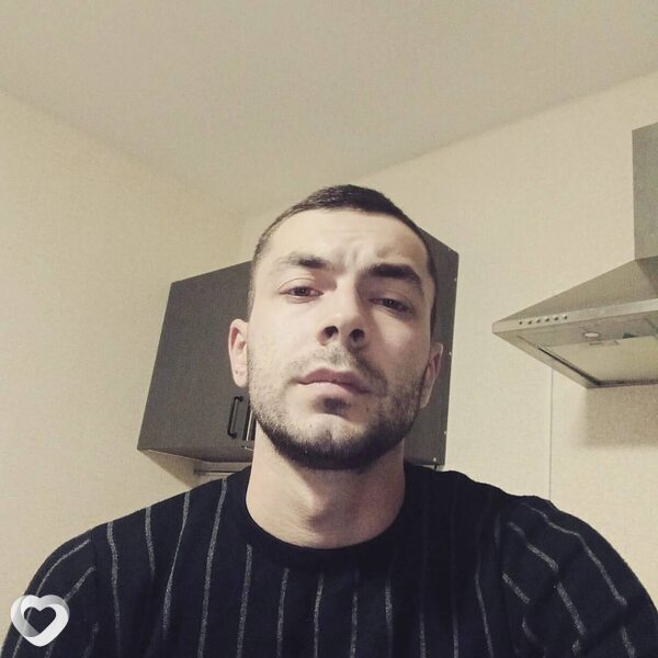 Артем, 31, Симферополе — анкета №677322