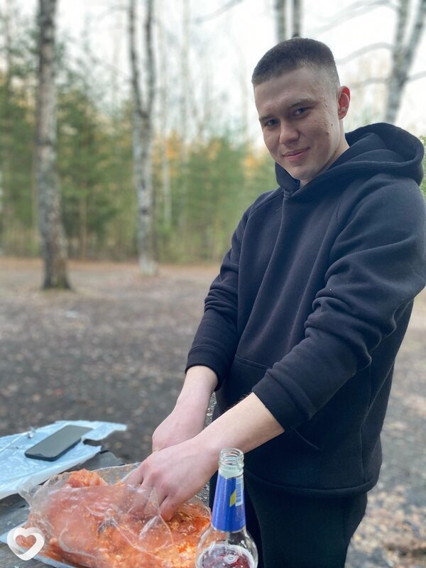 Михаил, 26, Москве — анкета №677327