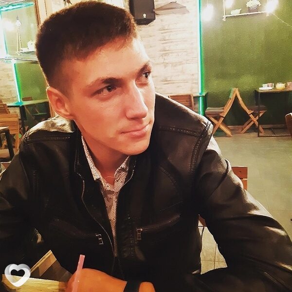 Антон, 27, Москве — анкета №677499