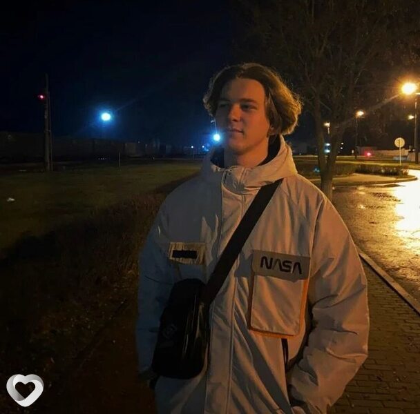 Илья, 23, Волковыске — анкета №678401