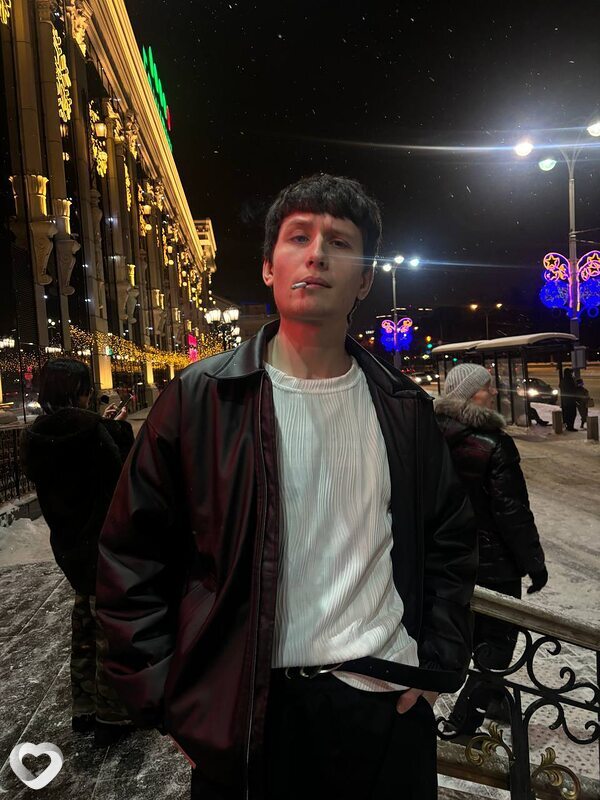 Антон, 21, Екатеринбурге — анкета №678409