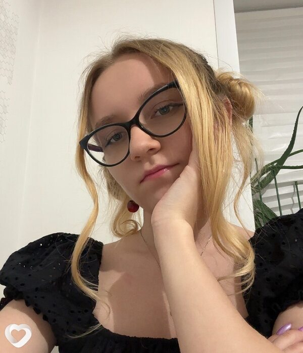 Ева, 20, Омске — анкета №678829