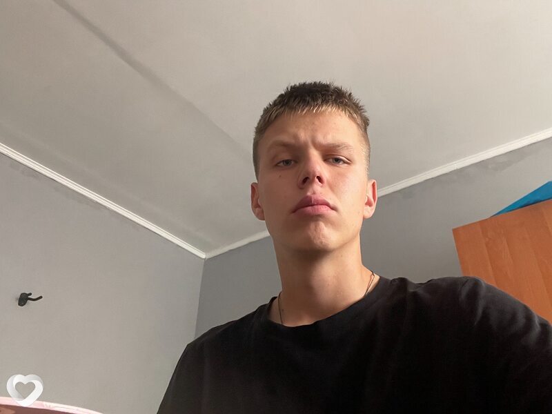 Дмитрий, 21, Лиде — анкета №679758