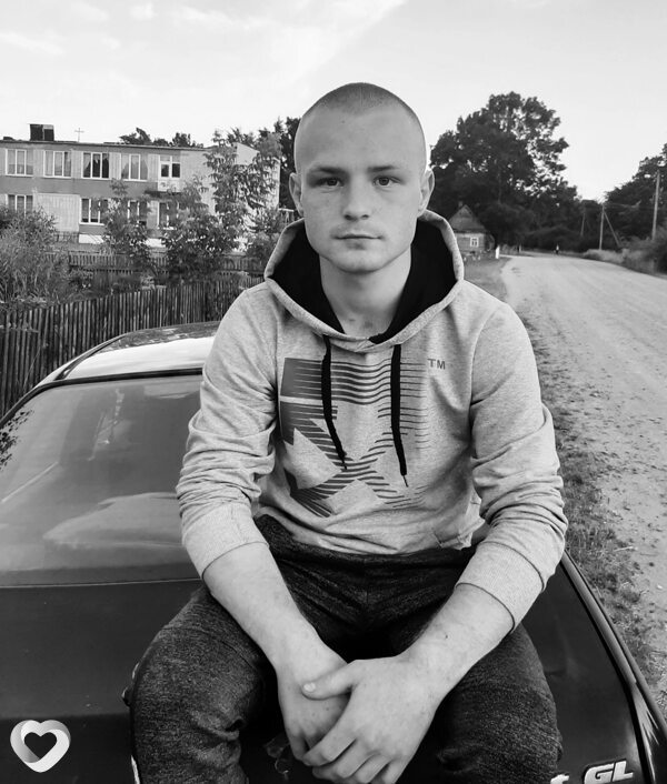 Алексей, 26, Смолевичах — анкета №680134