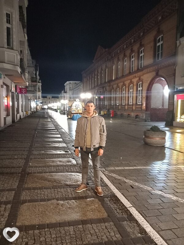 Viktor, 35, Познань — анкета №681265