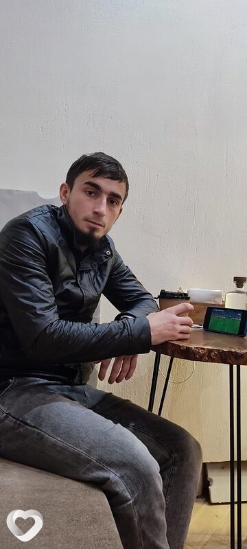 Адам, 27, Москве — анкета №681239