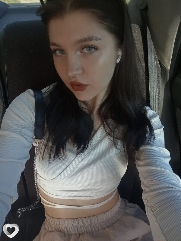 Кристина, 20, Назарове — анкета №681242