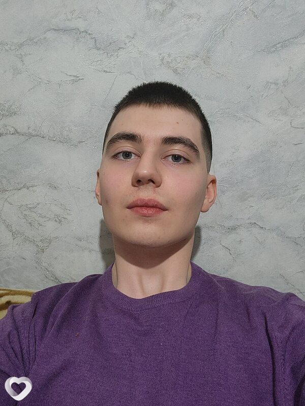 Толик, 22, Воронеже — анкета №681946
