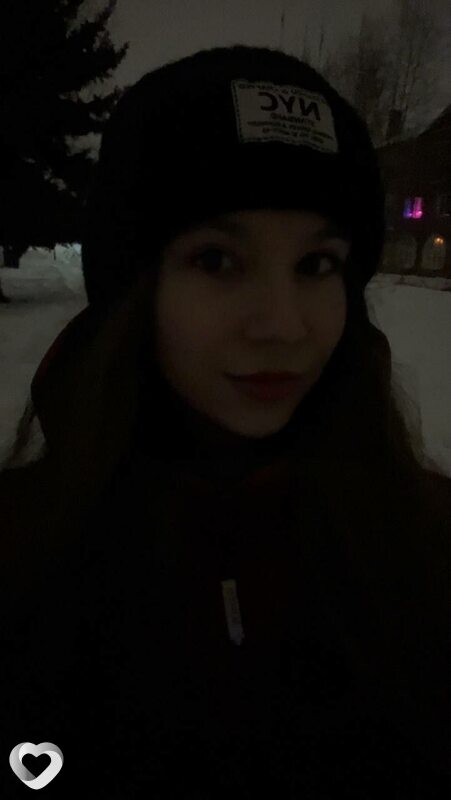 Арина, 21, Железногорске — анкета №682102