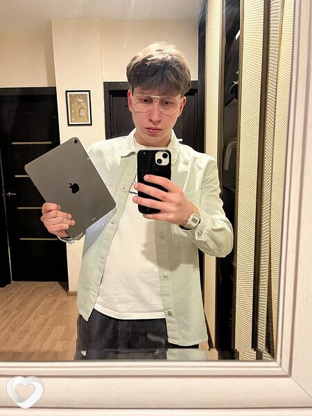 Илья, 24, Минске — анкета №682612