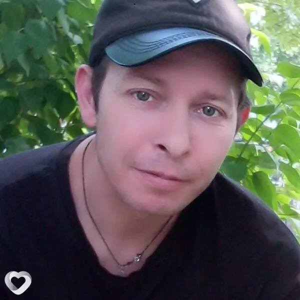 Виктор, 42, Бийске — анкета №682483