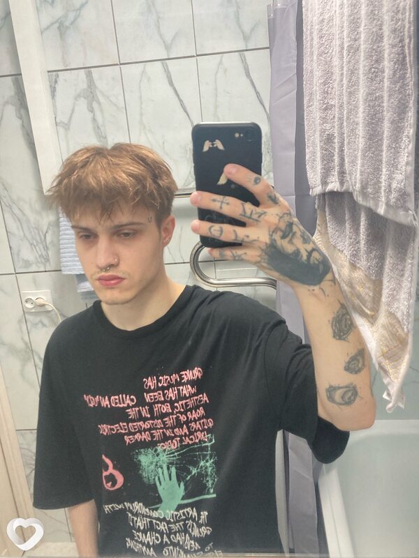 Илья, 22, Москве — анкета №683332