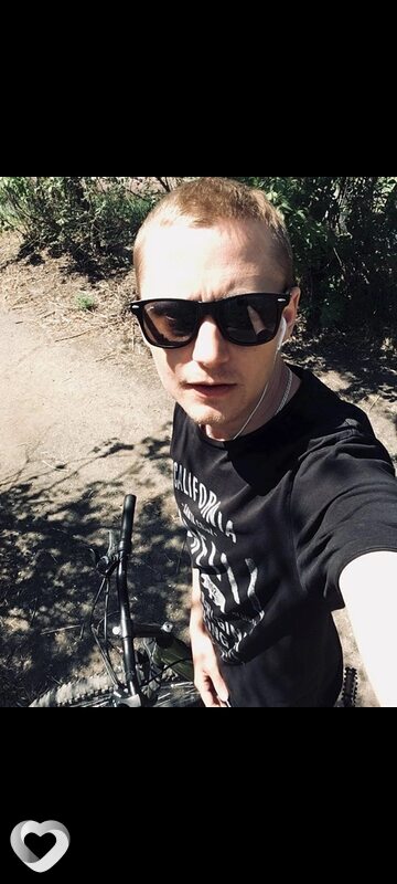 Андрей, 35, Новотроицке — анкета №683696