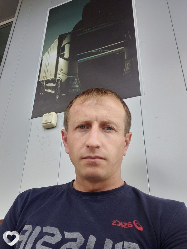 Александр, 39, Черногорске — анкета №684078