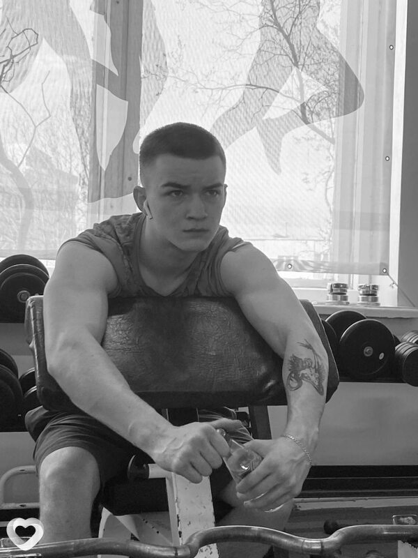Богдан, 21, Минске — анкета №685218