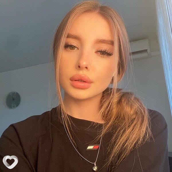 Ксения, 22, Москве — анкета №688057