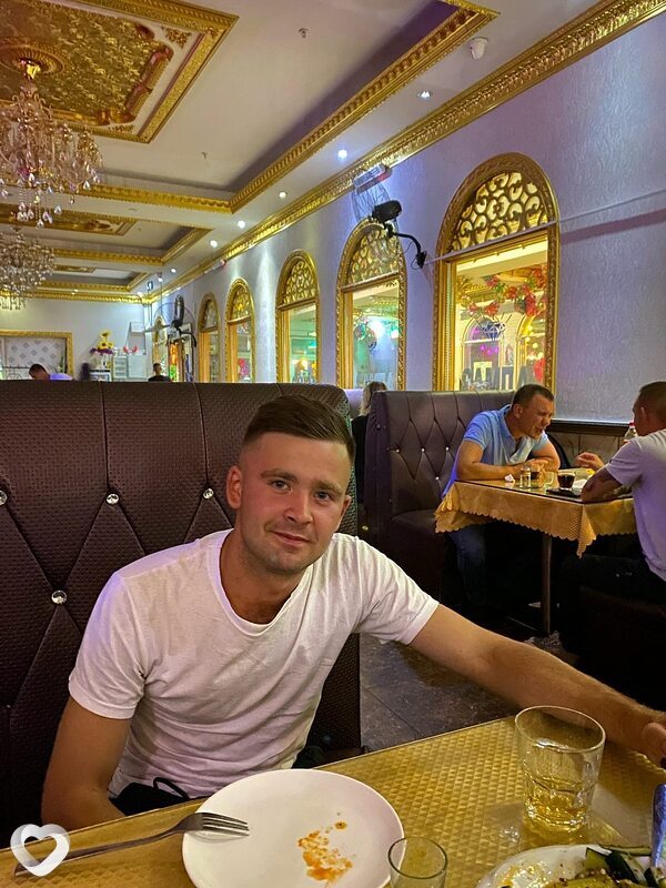 Анатолий, 25, Москве — анкета №688332