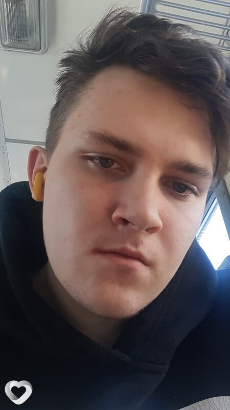 Ян, 21, Витебске — анкета №688081