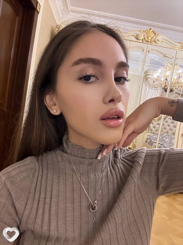 Стася, 21, Магадане — анкета №688449