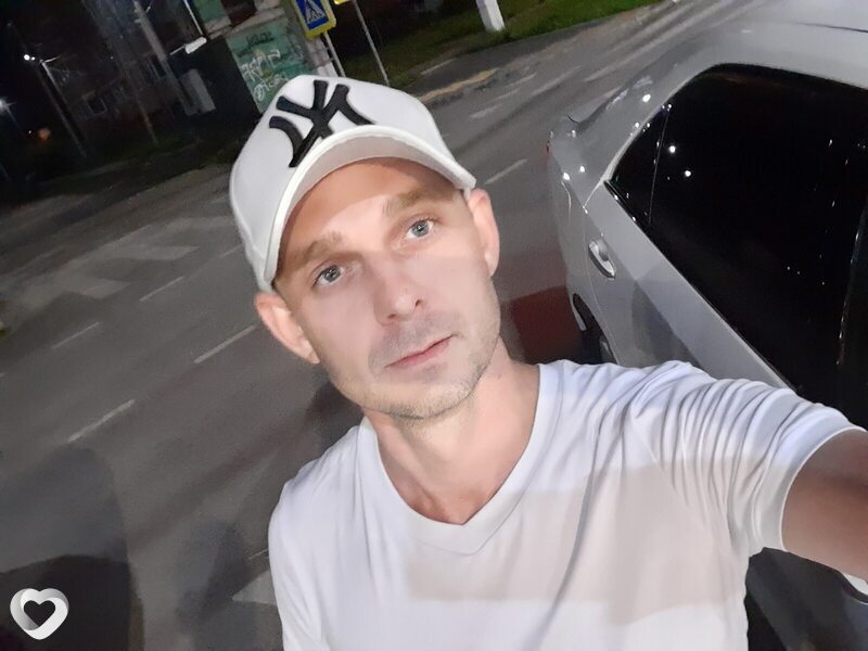 Виктор, 35, Славянске-на-Кубани — анкета №688457