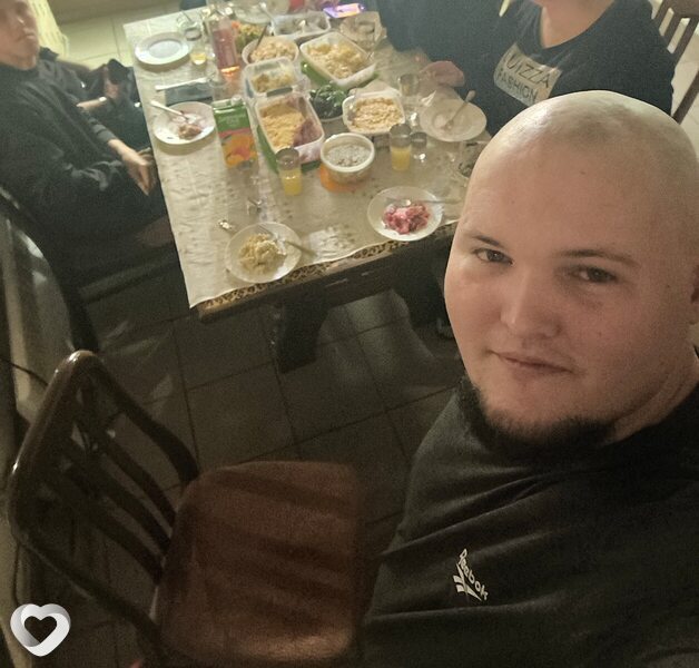 Виктор, 28, Луганске — анкета №689533