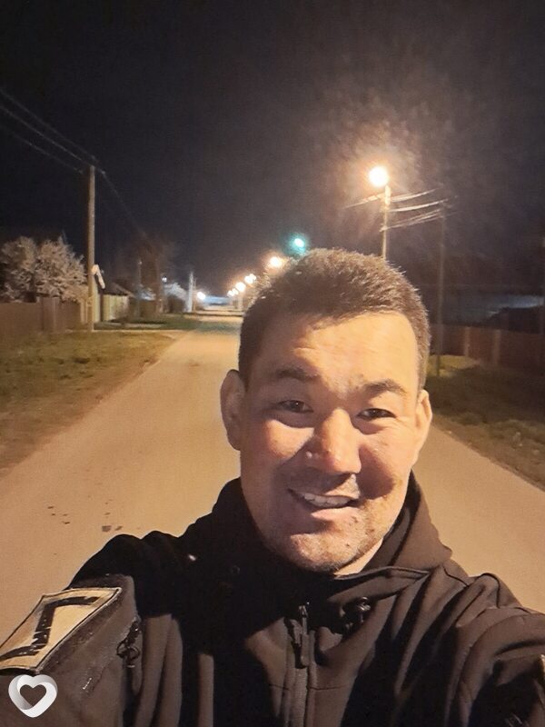 Евгений, 30, Горловке — анкета №690158