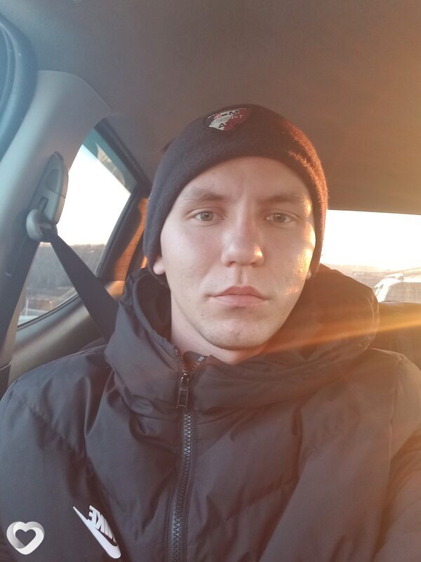 Артём, 26, Прокопьевске — анкета №692810
