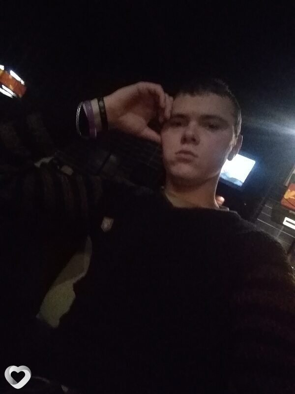 Вова, 26, Твери — анкета №693286
