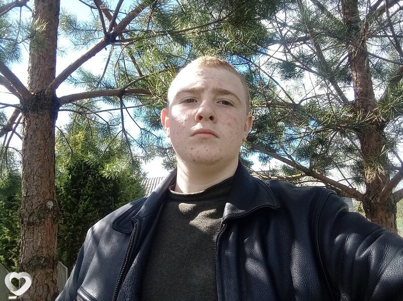 Артемий, 21, Москве — анкета №693541